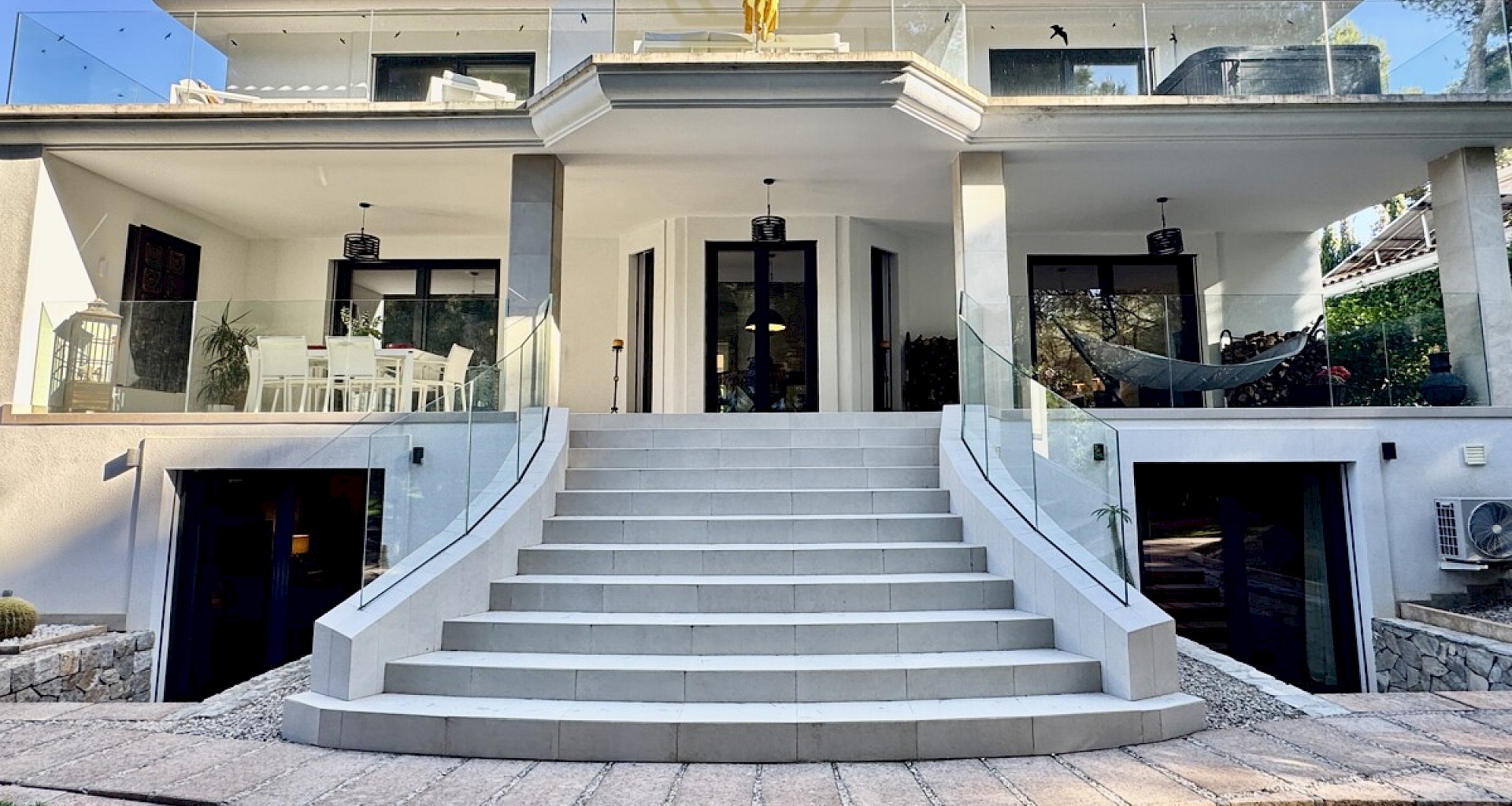 Villa Santa Ponsa Innenhof Aufgang
